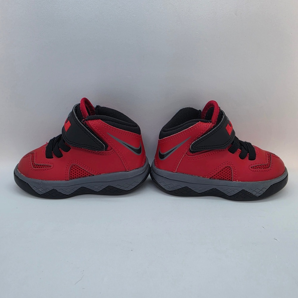 Nike LeBron 11 Toddler Shoes University Red Black 616987-601 Size 5C Kids - Picture 7 of 8